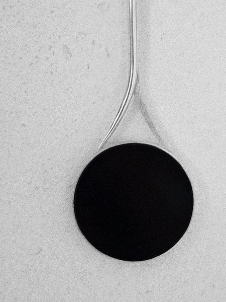 MME A-S DÅVIK - Tall Onyx Earring
