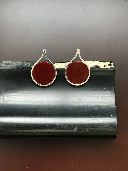 FIRM FLAT CARNELIAN EARRINGS