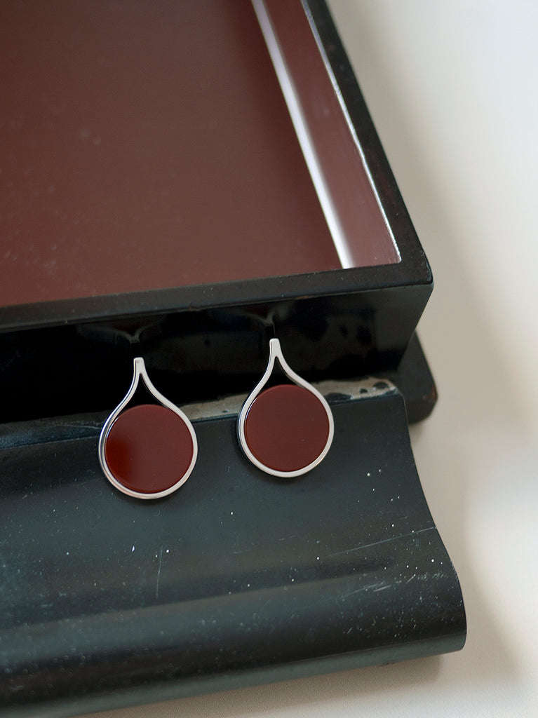 FIRM FLAT CARNELIAN EARRINGS