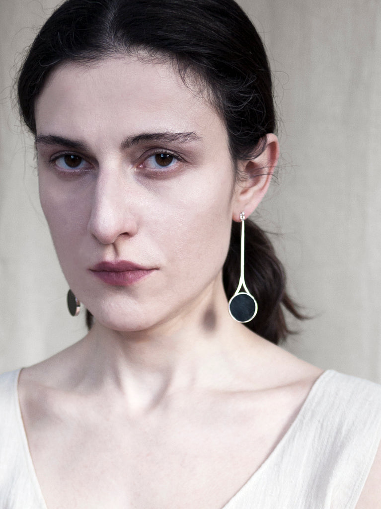 TALL FLAT ONYX EARRINGS